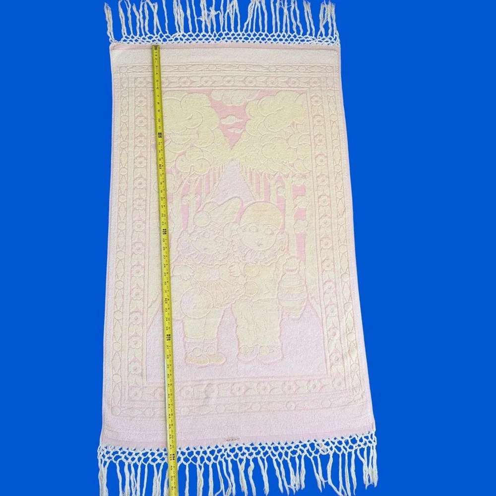 Vintage Made in Italy Bath Towel Pink Fringe MCM Oditity Haunted Clown Children